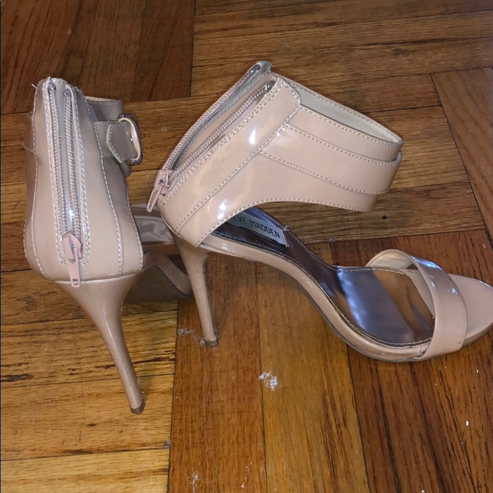 Pumps - Picture 2 of 2